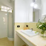 Megna - Paradise Bed and Breakfast