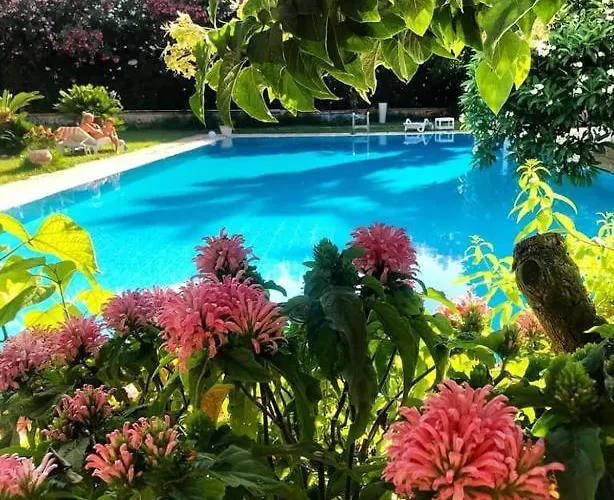 Megna - Paradise Bed & Breakfast 4*